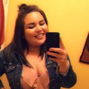 Meet your Posher, Christina